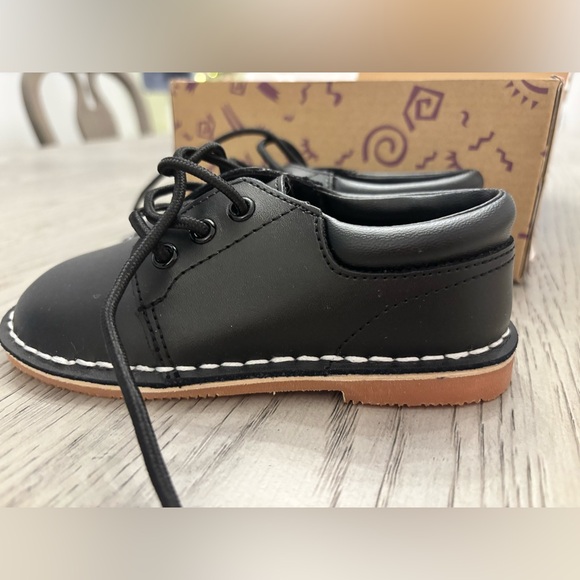 L'Amour Other - NWT L’Amour Black Boys Lace-Up Shoe Size 9